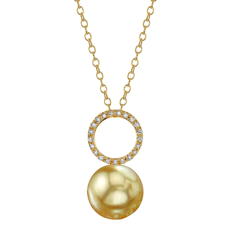 chunky chain necklace trendy Golden Pearl & Diamond Maya Pendant