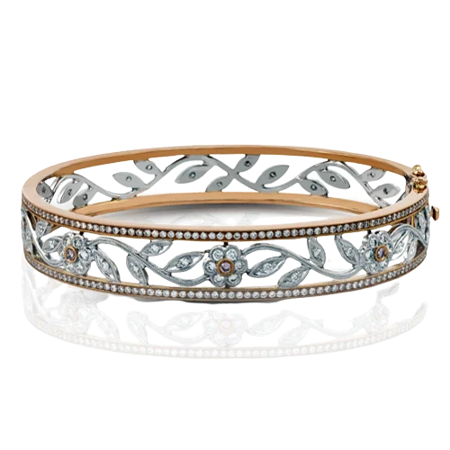 Bangle in 18k Gold with Diamonds