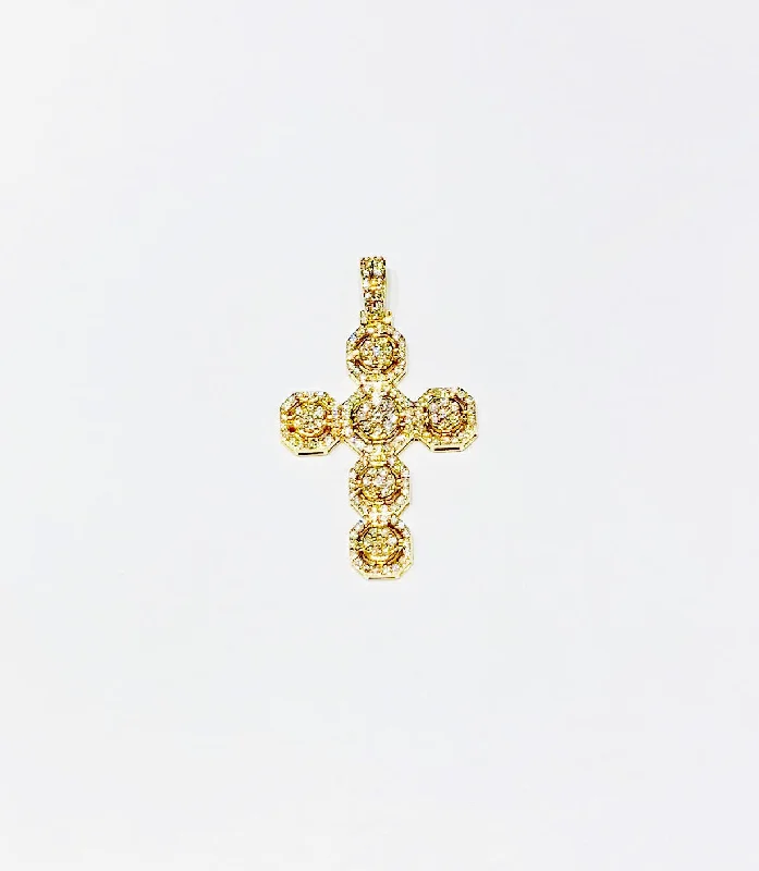 minimalist crystal quartz ring Round Diamond Cross pendant (14K).